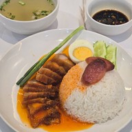 เมนูของร้าน ก๋วยเตี๋ยวเป็ด เฮียแก้ว - สาขาโลตัสอ่อนนุช80