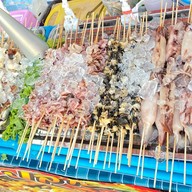 ข้าวมันไก่ ธนัญญา (สี่แยกตลาดโพธิ์พระยา)