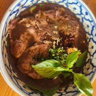 เมนูของร้าน นิยมสมิทธิ์ NIYOM SMITH THAI BOAT NOODLES