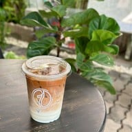 เมนูของร้าน FIRST CRACK COFFEE - HOME CAFÉ PHETKASEM 81