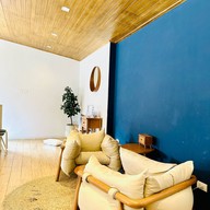 Bluehouse cafe Sriracha