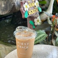 เมนูของร้าน FIRST CRACK COFFEE - HOME CAFÉ PHETKASEM 81