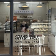 Snap Box Racquet club