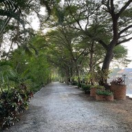 ชวาลันรีสอร์ท