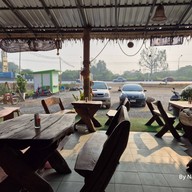 กระเพราะถาด ข้าวมันไก่ ก๋วยเตี๋ยวไก่มะระบุฟเฟต์ By เฮียเฐียร