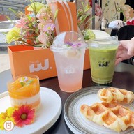 ร้านกาเเฟ W Flower Coffee