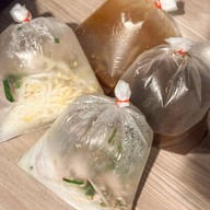 สุดที่รส ก๋วยเตี๋ยวเรือ ก๋วยเตี๋ยวหมูต้มยำ ข้าวไก่ย่าง สุดที่รส@สุทธิสารวินิจฉัย