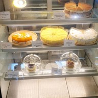 CHOM Cafe & Restaurant