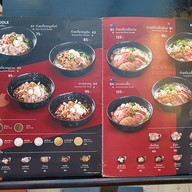 เมนู เน้นเนื้อ ข้าวกะเพรา ก๋วยเตี๋ยว by เชฟบัส Topchef สยามสแควร์วัน