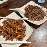 เมนูของร้าน Lau Pa Sat