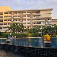 สถานพักฟื้นและพักผ่อนกองทัพบก สวนสนประดิพัทธ์ 1