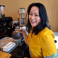 Bluegold Roaster ถ.ประดิษฐ์มนูธรรม