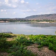 แพอารยา