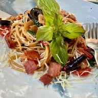 She Sails Cafe & Beach Club