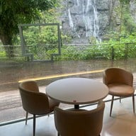 บรรยากาศ Wulai Waterfall