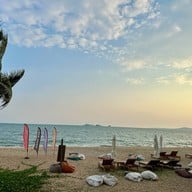 She Sails Cafe & Beach Club