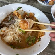 เมนูของร้าน เส้นสยาม ก๋วยเตี๋ยวต้มยำสุโขทัย สายไหม