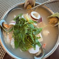 ศ.สุพรชัย77 เสรีไทย 77