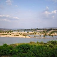 แพอารยา