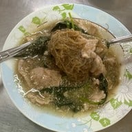 ราดหน้ายอดผัก อภิโภชน์ สูตรต้นตำรับ ซอยรามอินทรา14(ซอยมัยลาภ)