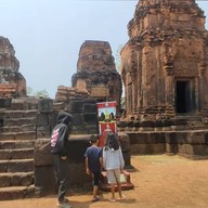 บรรยากาศ ปราสาทเมืองต่ำ