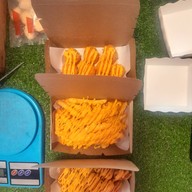 เฟรนฟราย,ไก่ป๊อป,นักเก็ต+เขย่า,ฟรี-ราดซีสเยิ้มๆๆเทมอิชิF&Y เทมอิชิF&Y อีเทคหนองตำลึง