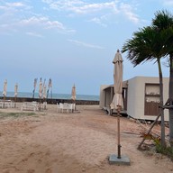 Tumlay Cafe & Bar