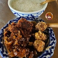 ข้าวแช่แม่นิด
