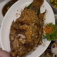 เจ๊ไข่ ซีฟู้ด ประชาชื่น ประชาชื่น