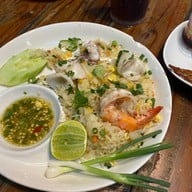 เมนูของร้าน เจ๊แพร โคตร-ละ-ยำ