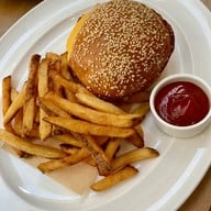 เมนูของร้าน Roast เอ็มควอเทียร์