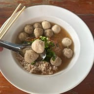 ก๋วยเตี๋ยวป้าปาด ลพบุรี