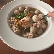 ก๋วยเตี๋ยวป้าปาด ลพบุรี