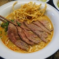 ครัวเจียงใหม่ สาขา ทองหล่อ
