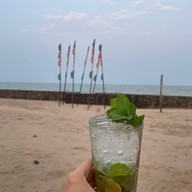 Tumlay Cafe & Bar