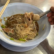 โกชารสเด็ด เนื้อตุ๋นไก่ตุ๋น