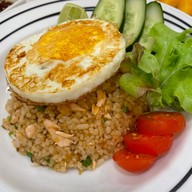 Fuji Japanese Restaurant แฟชั่นไอส์แลนด์