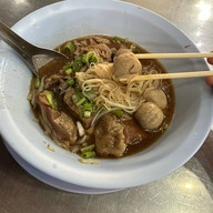 โกชารสเด็ด เนื้อตุ๋นไก่ตุ๋น