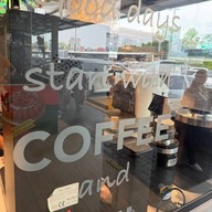 MINIMORE COFFEELISM ท่าน้ำวังหลัง