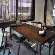 Cha Guu-Tea and Eatery