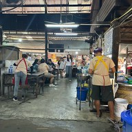 เจ็กอ้าว บะหมี่เกี๊ยว สาขา1 , สาขา2