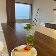Tumlay Cafe & Bar