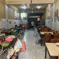 เจ๊กี่ ข้าวหน้าหมูย่าง เตี๋ยวหมูย่าง