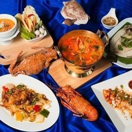 Sea Blue Restaurant พัทยา