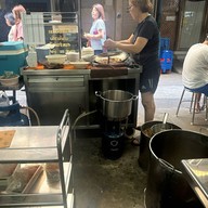 มิตรโภชนา สีลม (ตรงข้าม รพ.เลิดสิน)