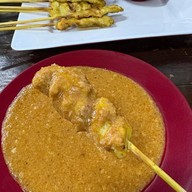 ก๋วยจั๊บน้ำใส ข้าวมันไก่ เจ็กชุง