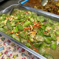 บรรยากาศ สีกุน