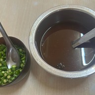 เจ๊กี่ ข้าวหน้าหมูย่าง เตี๋ยวหมูย่าง