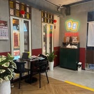 MACHEW'S ROAST เป็ดย่าง หมูแดง หมูกรอบ อาหารฮ่องกง บรรทัดทอง