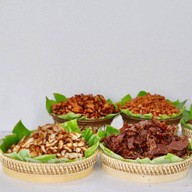 หมูทอดเปิงใจ -